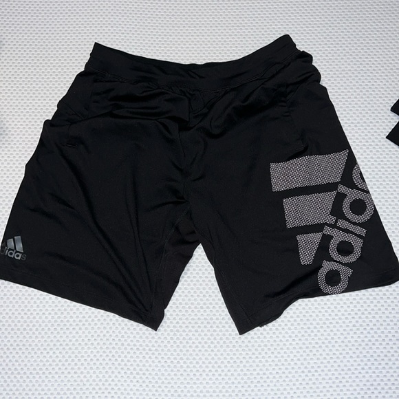 Adidas - Picture 1 of 3